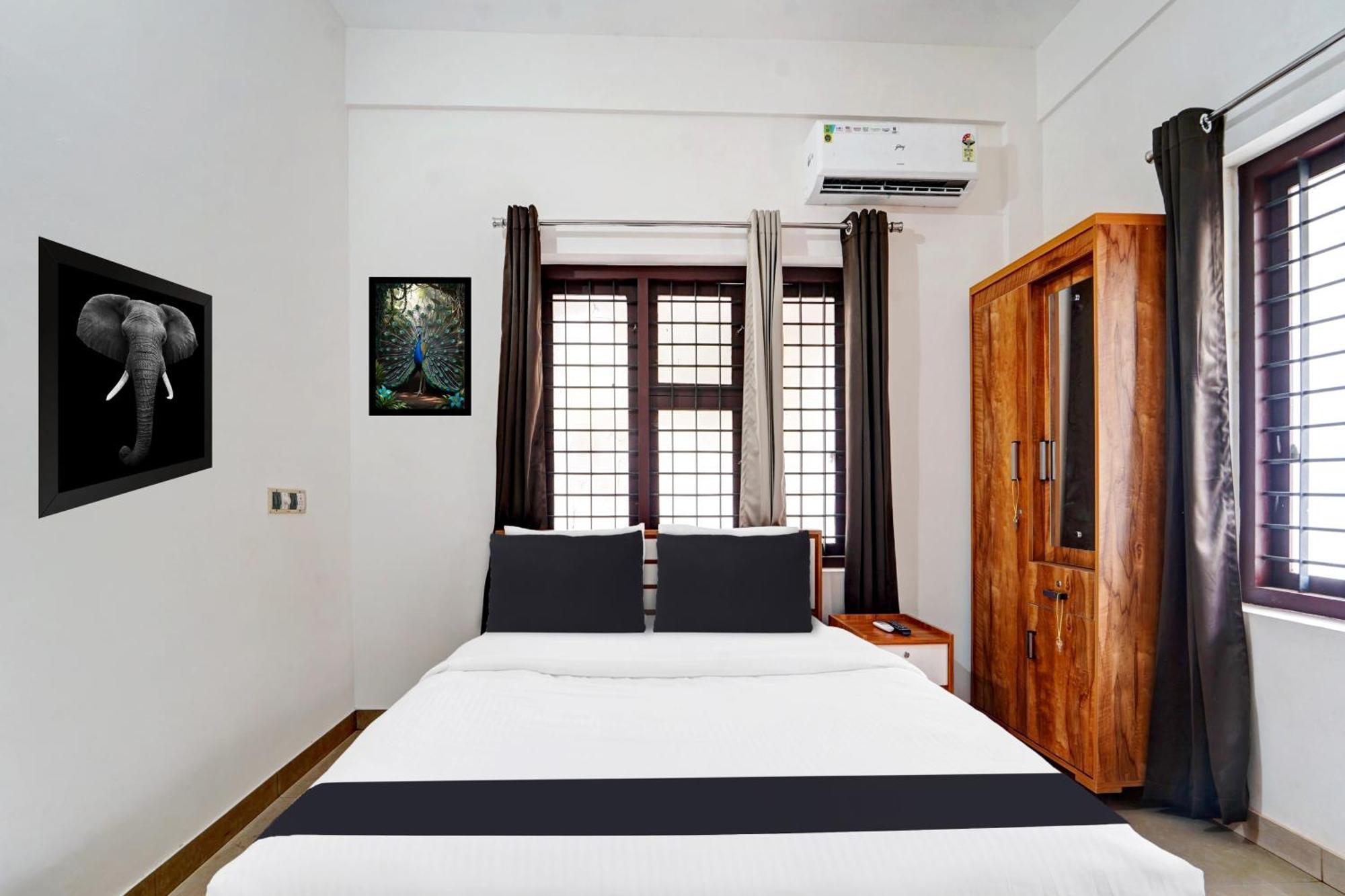 Super Hotel O West Hill Near Mietra Hospital Varakal Esterno foto